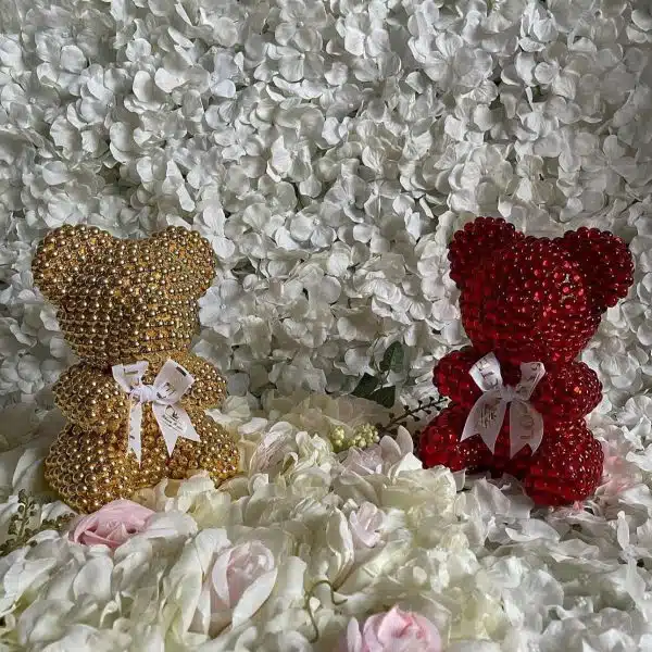 Figurine Din Trandafiri