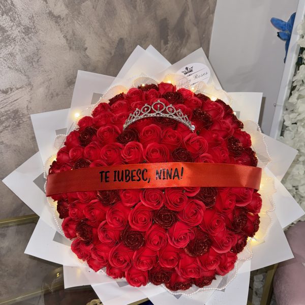 Buchet 101 Trandafiri Sclipici Mix Voal