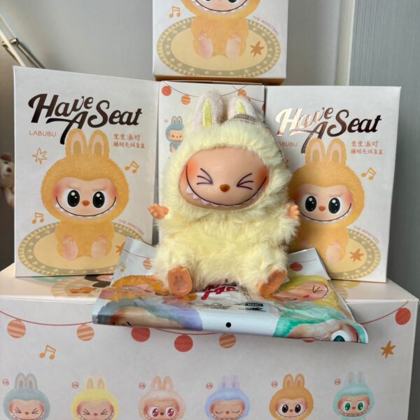 LABUBU have a seat Mystery Box