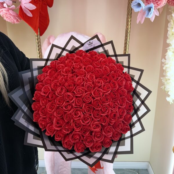 Buchet 101 Trandafiri Sapun Rosu